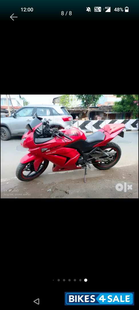 Black Kawasaki Ninja 250R