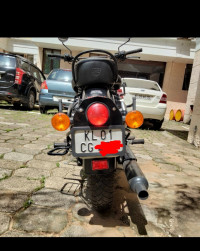 Royal Enfield Classic Stealth Black