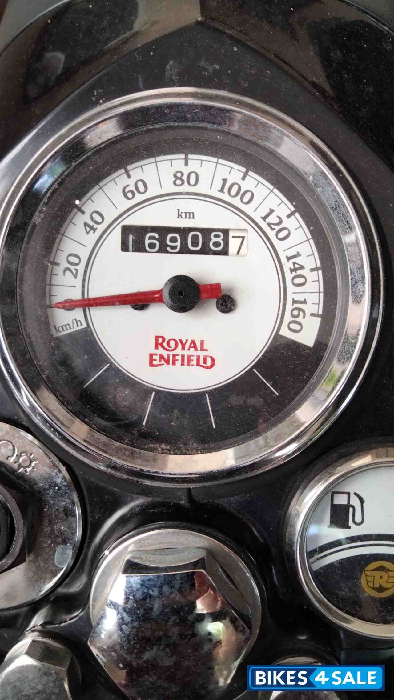 Royal Enfield Classic Stealth Black