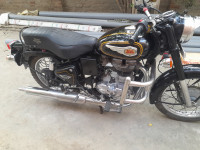 Black Royal Enfield Bullet Standard 350