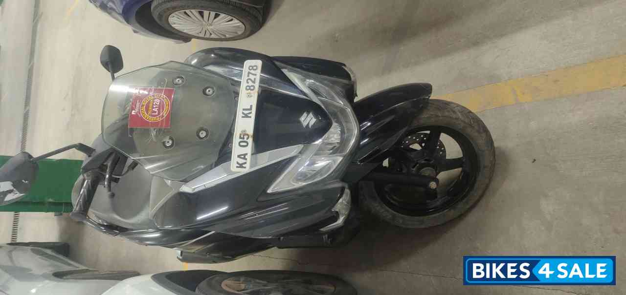 Suzuki Burgman Street