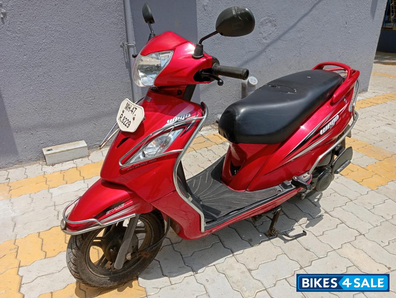 Red TVS Wego