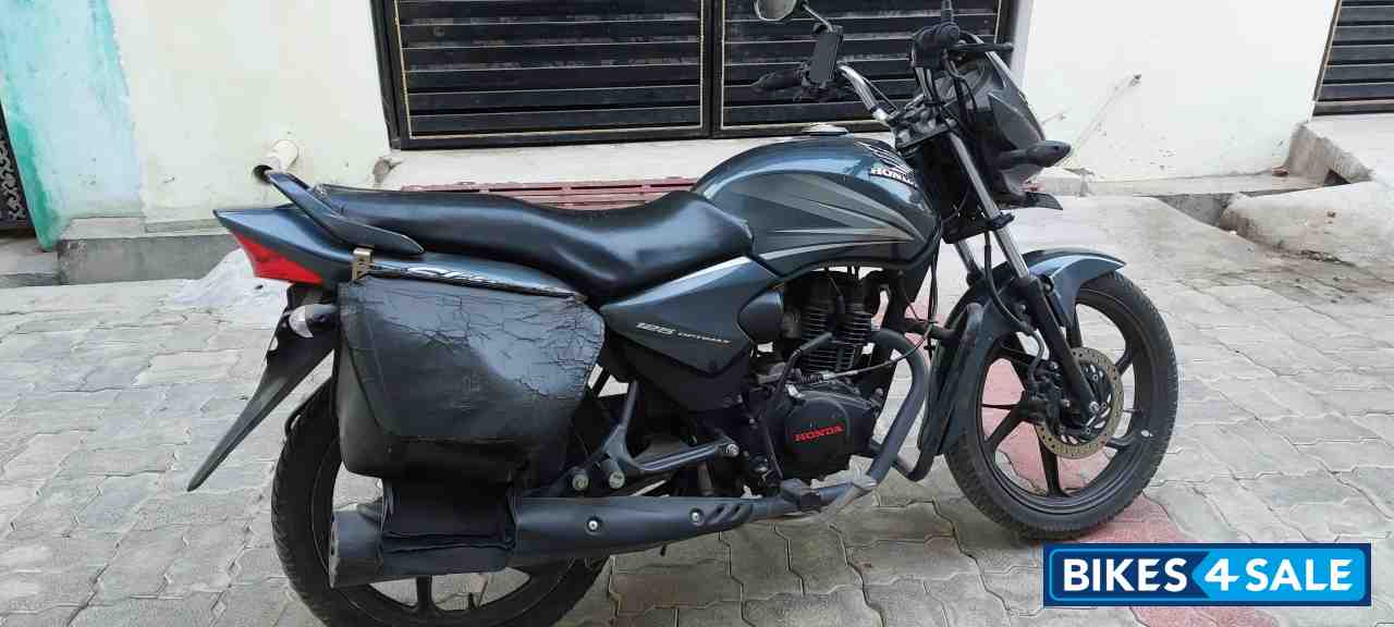 Metallic Grey Honda CB Shine