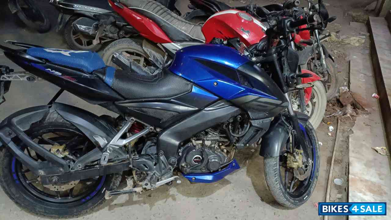 Bajaj Pulsar NS 160