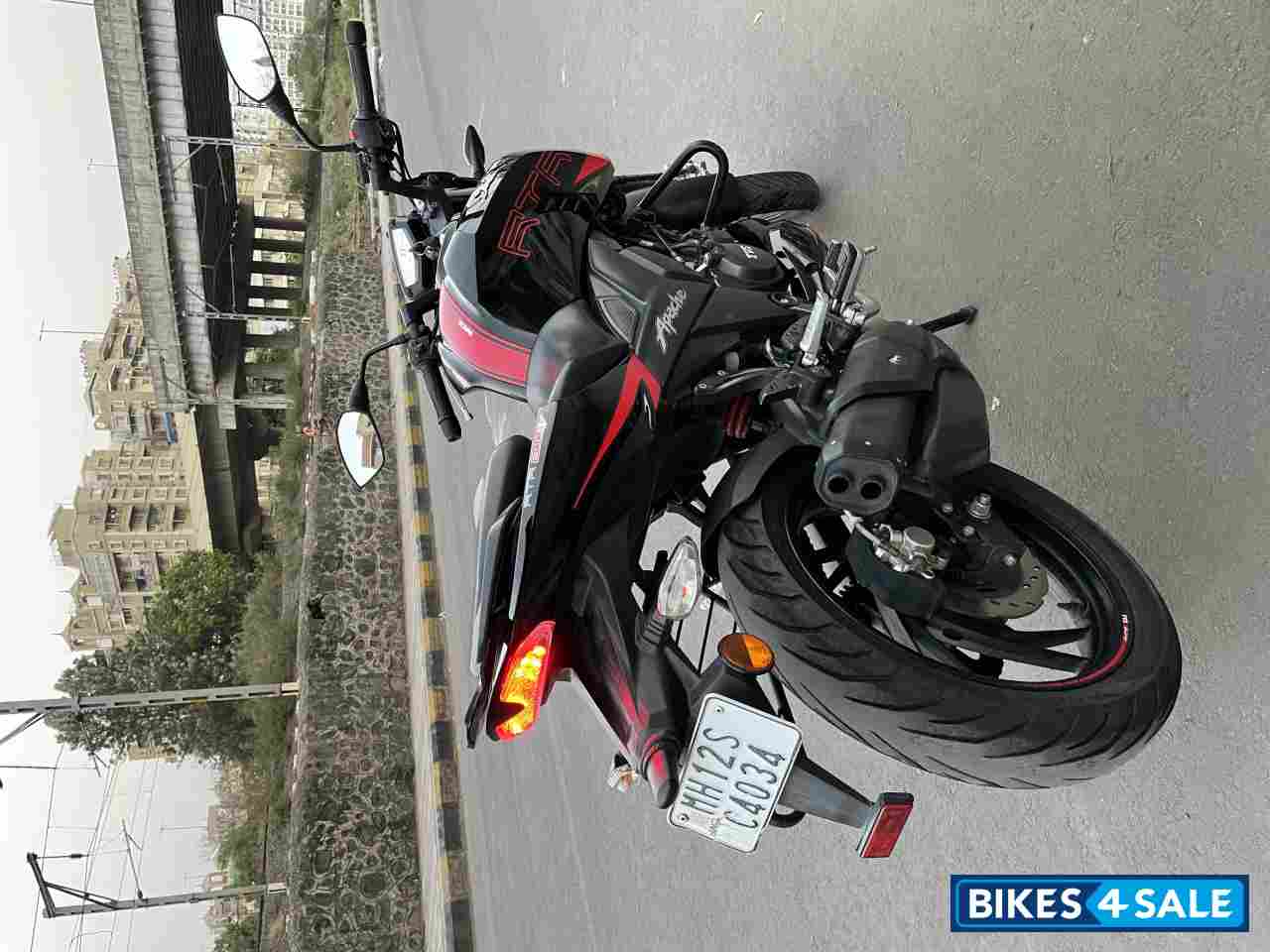 TVS Apache RTR 200 4V ABS