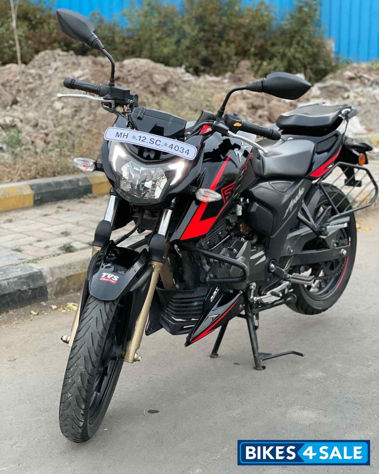 TVS Apache RTR 200 4V ABS TVS Apache RTR 200 4V ABS