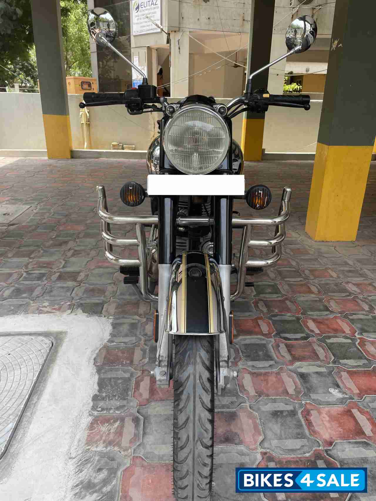 Chrome Black Royal Enfield Classic 350 BS VI