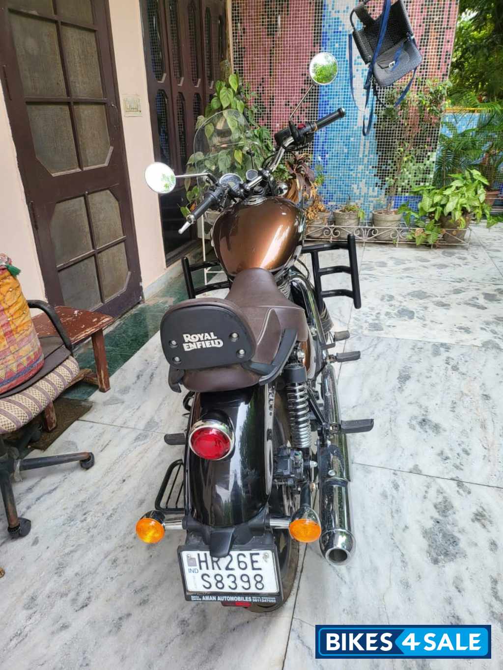 Brown Royal Enfield Meteor 350 Supernova Brown Royal Enfield Meteor 350 Supernova