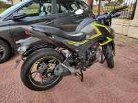 Honda CB Hornet 160R