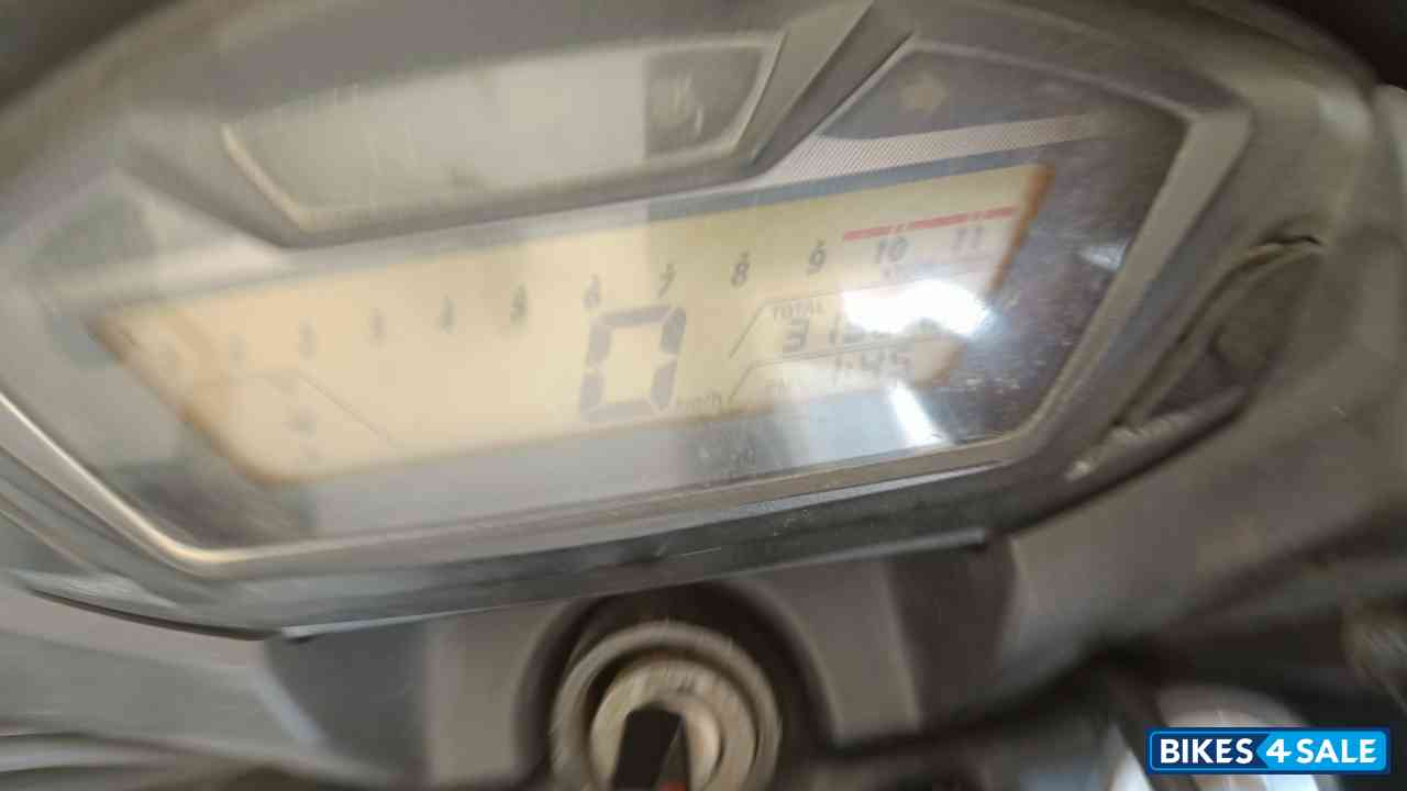 Honda CB Hornet 160R