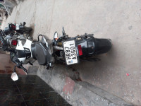 White Bajaj Pulsar 200 NS