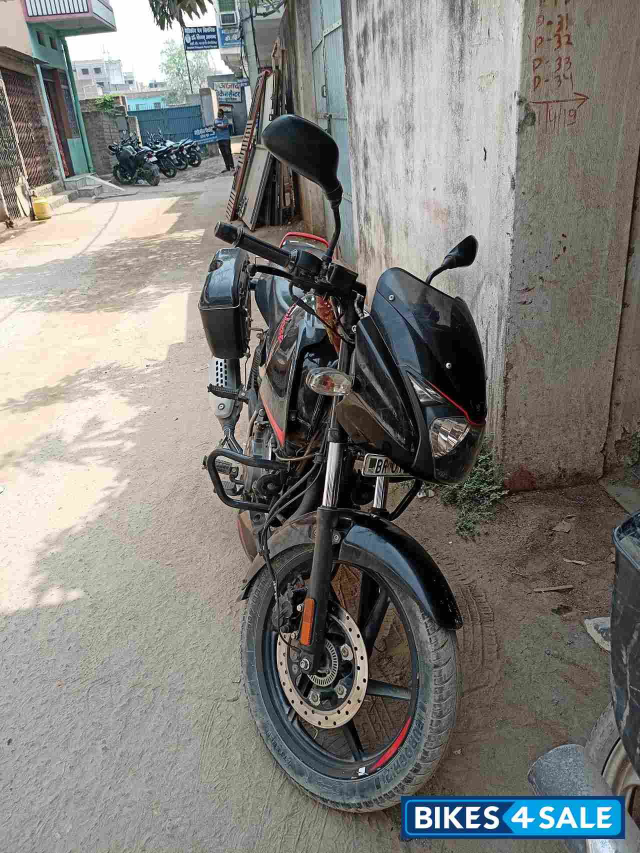 Bajaj Pulsar 150 BS6