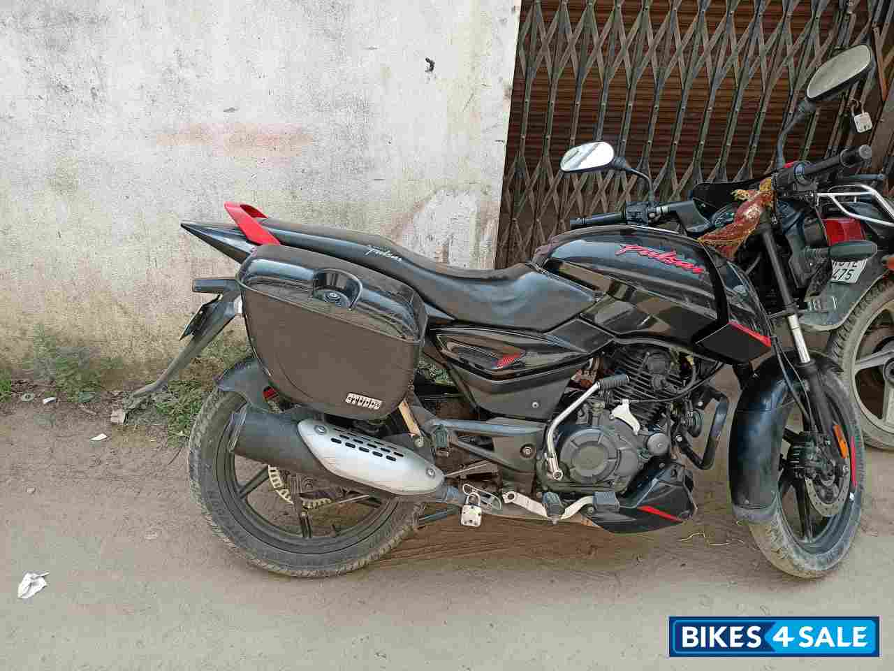 Bajaj Pulsar 150 BS6