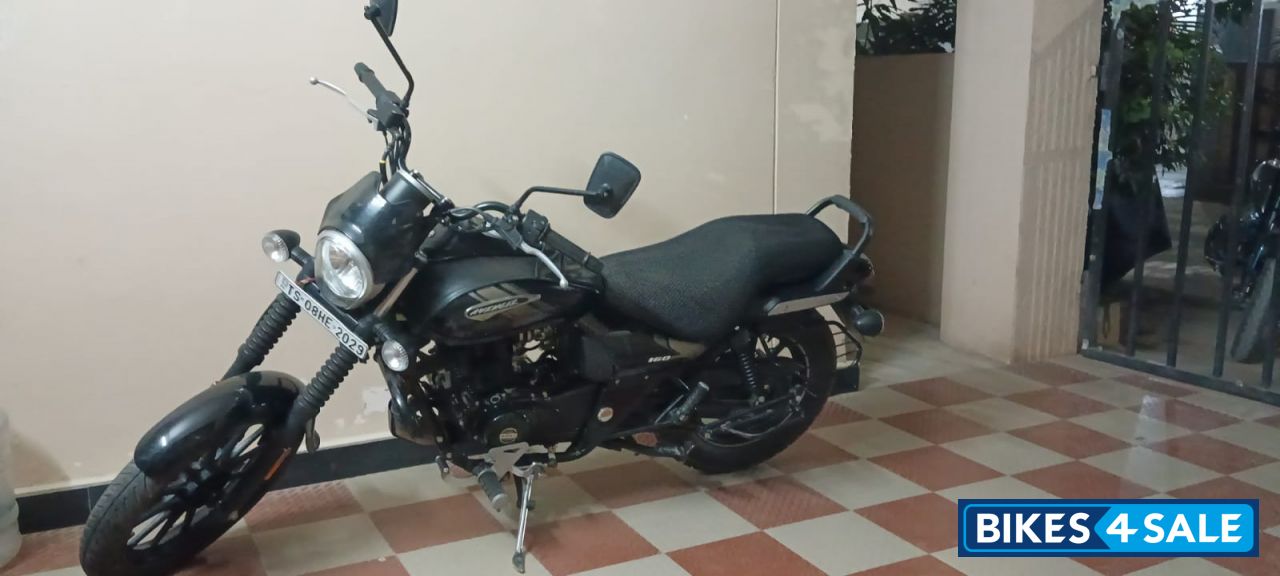 Bajaj Avenger Street 160