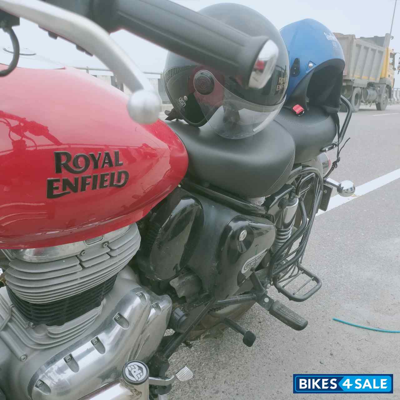 Royal Enfield Classic 350 Single Channel BS6