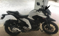Yamaha FZ25
