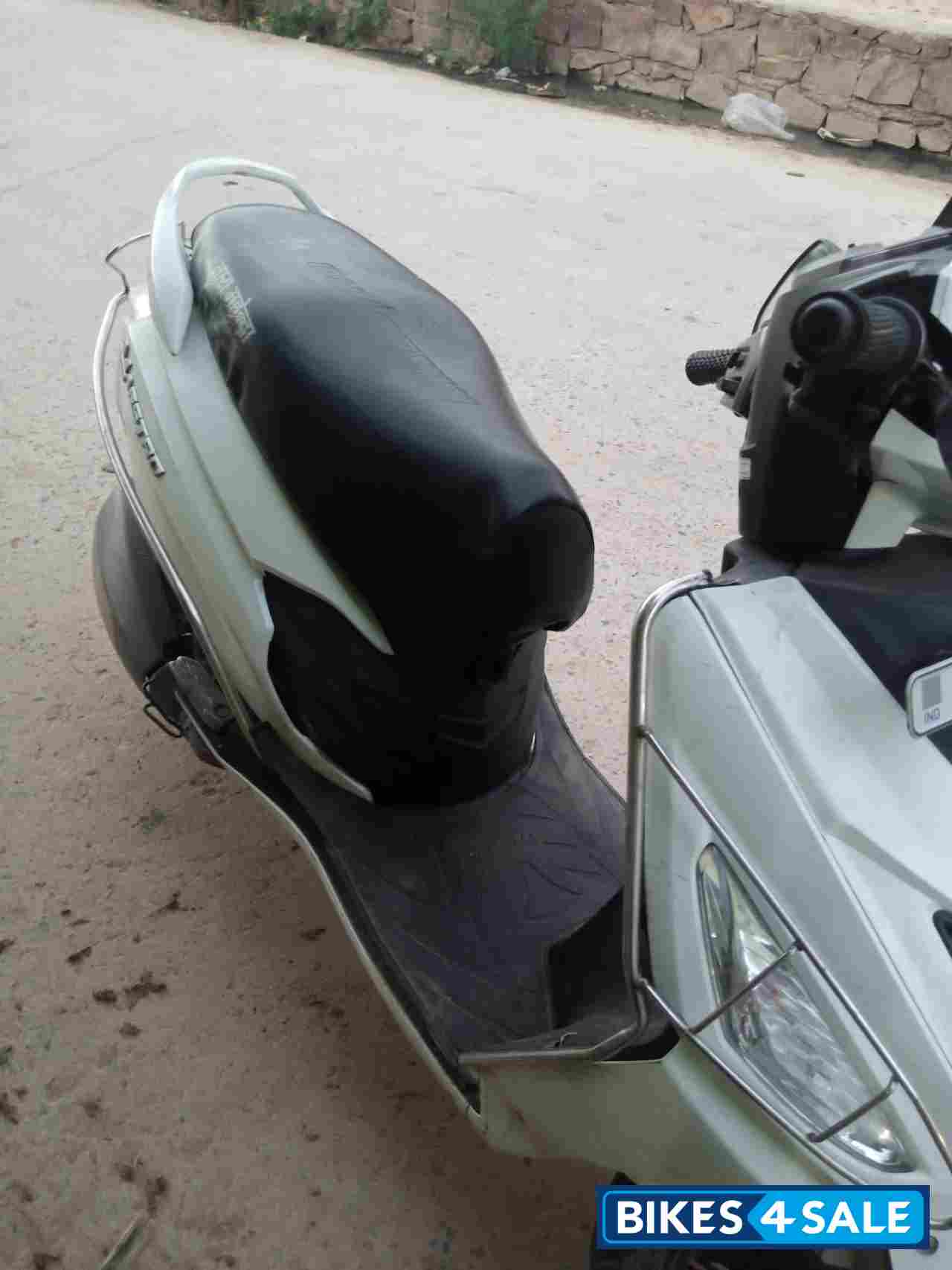 White Hero Maestro Edge