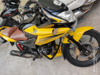 Yellow And Black Honda CBF Stunner