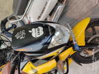 Yellow And Black Honda CBF Stunner