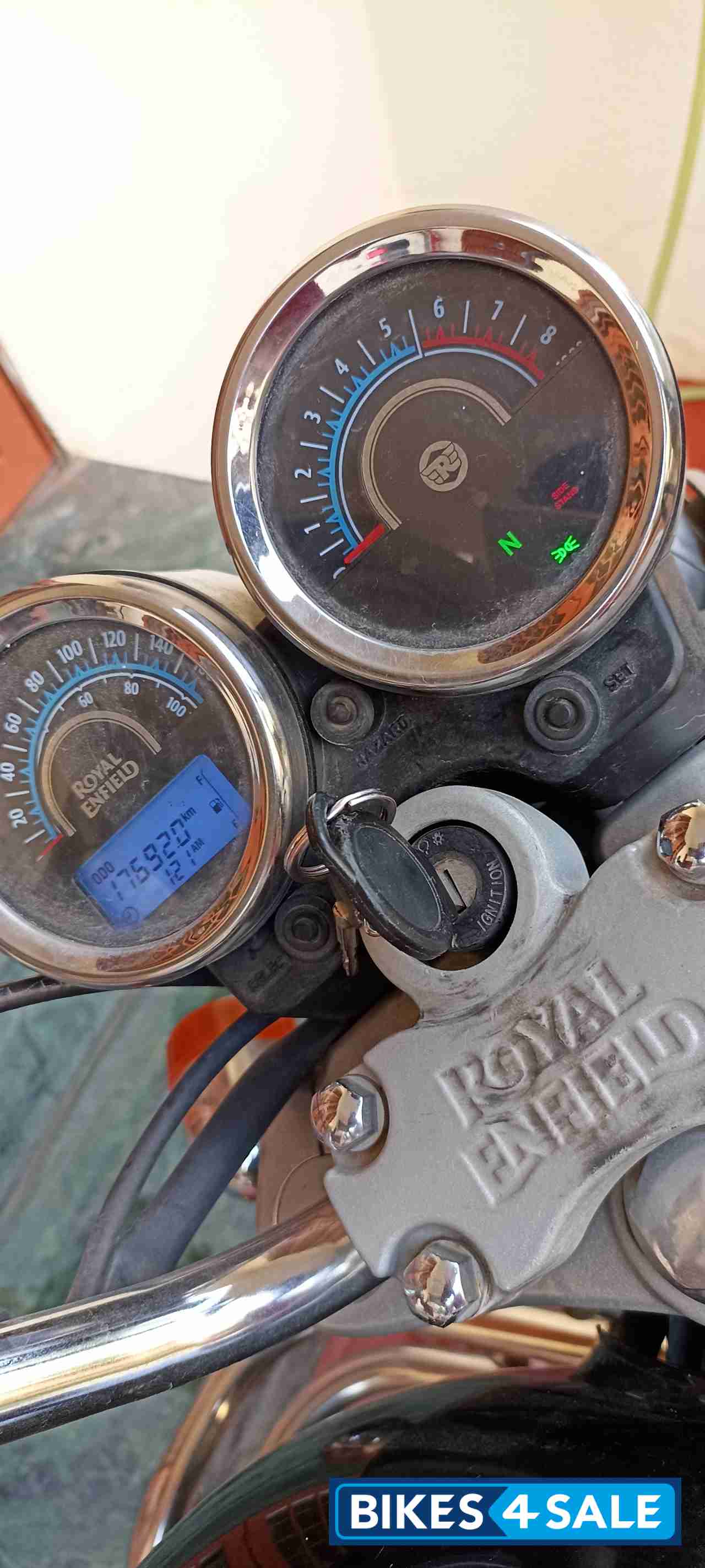 Royal Enfield Thunderbird 350 Royal Enfield Thunderbird 350