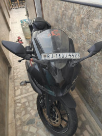 Black Yamaha YZF R15 V3