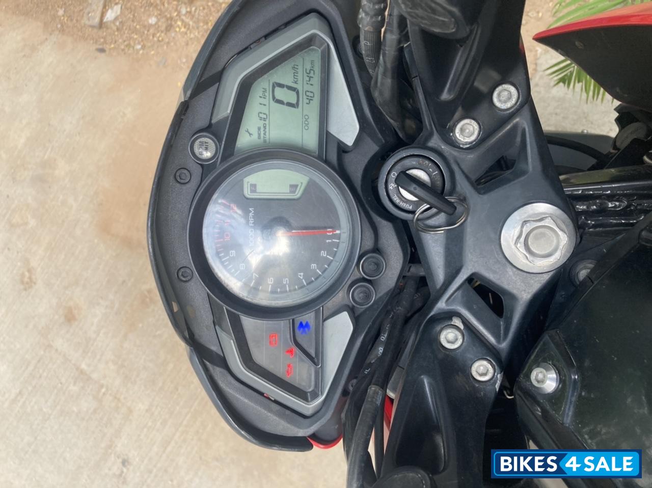 Bajaj Pulsar 200 NS ABS Bajaj Pulsar 200 NS ABS