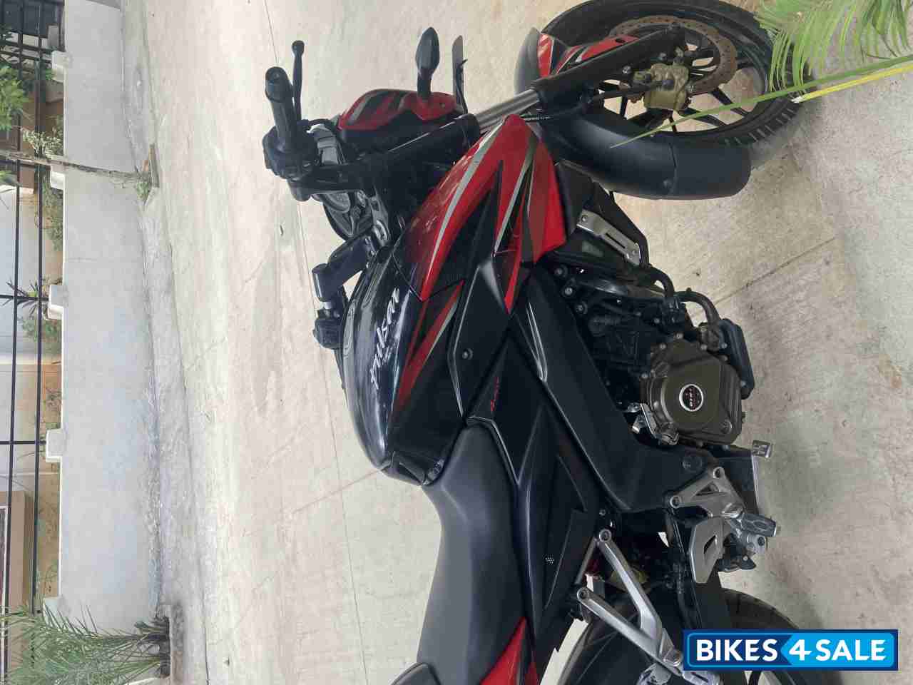 Bajaj Pulsar 200 NS ABS Bajaj Pulsar 200 NS ABS