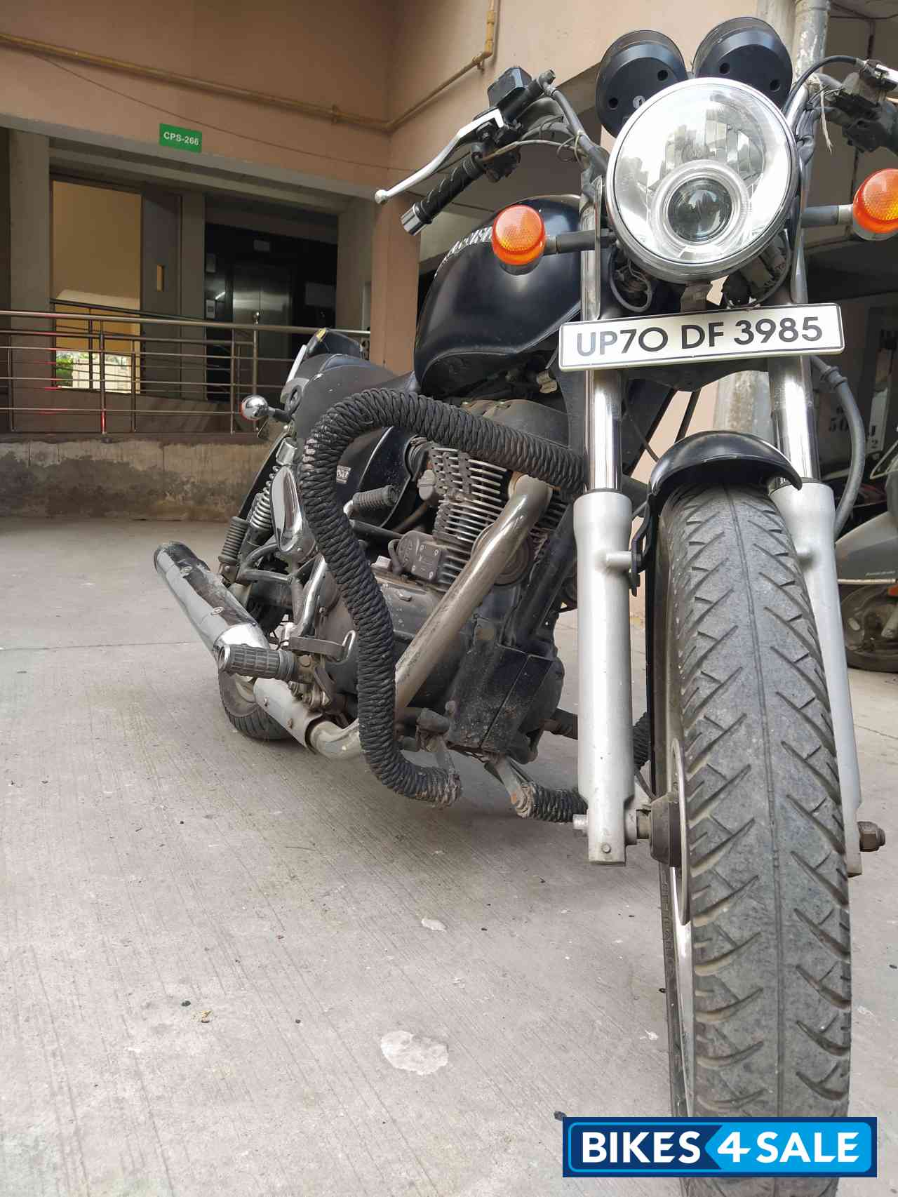 Royal Enfield Thunderbird 350