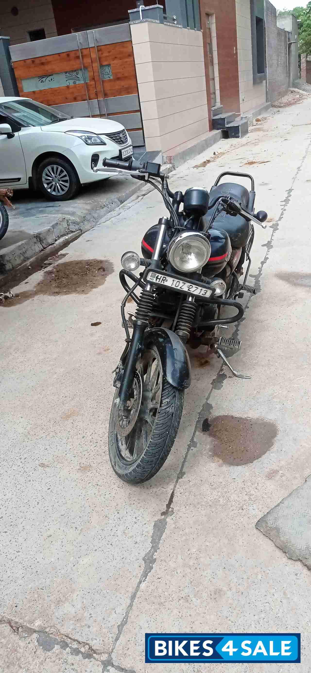 Bajaj Avenger Street 220