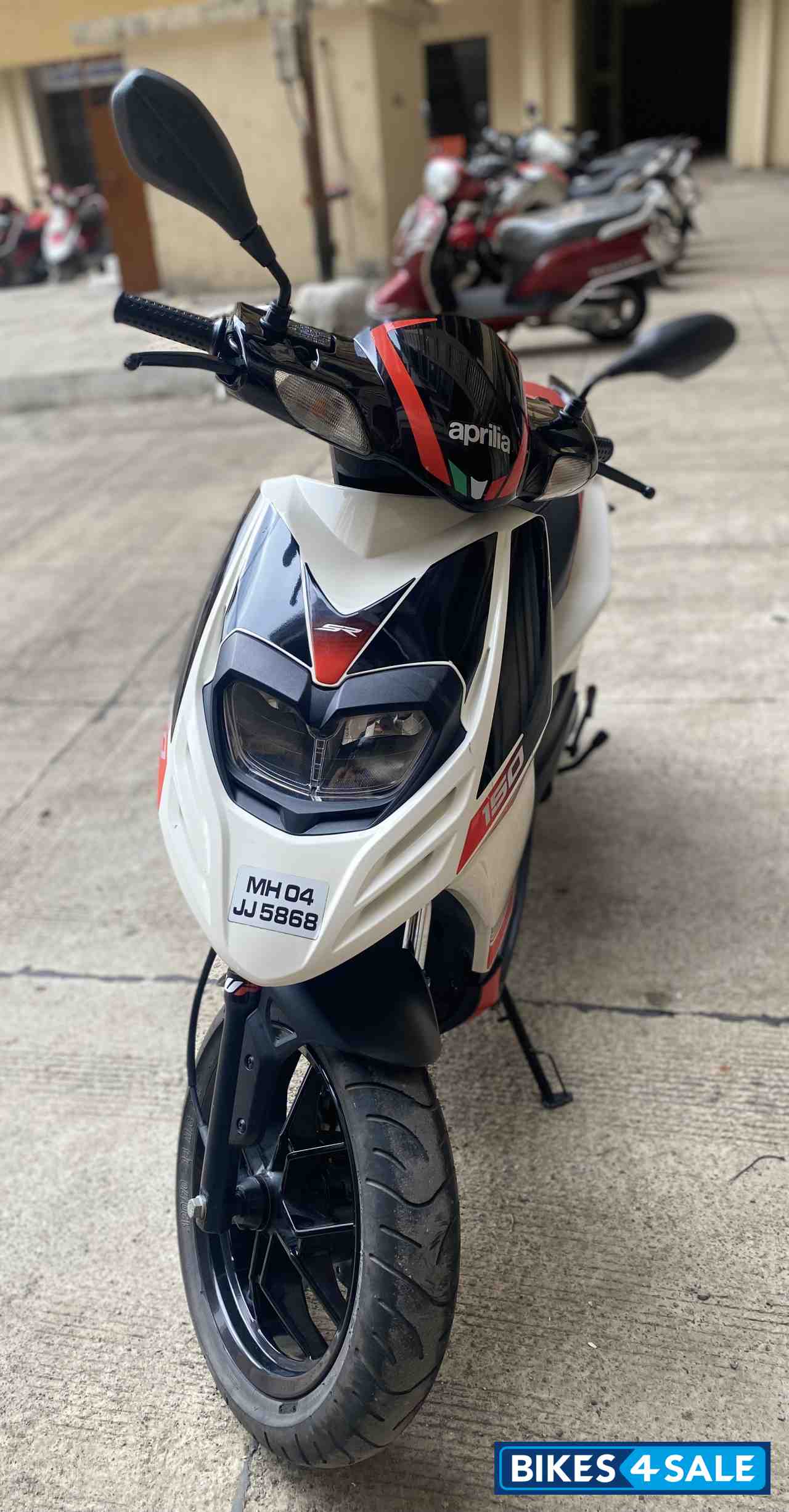 Red Black White Aprilia SR 150