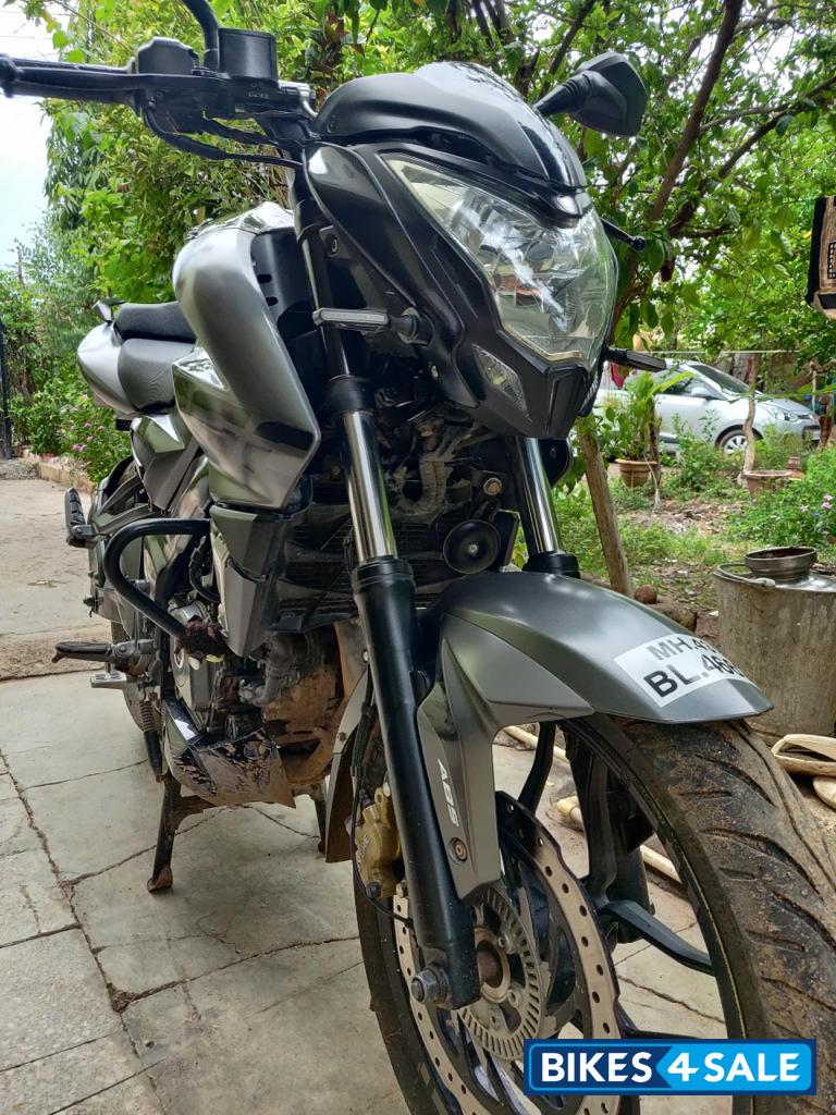 Bajaj Pulsar 200 NS ABS