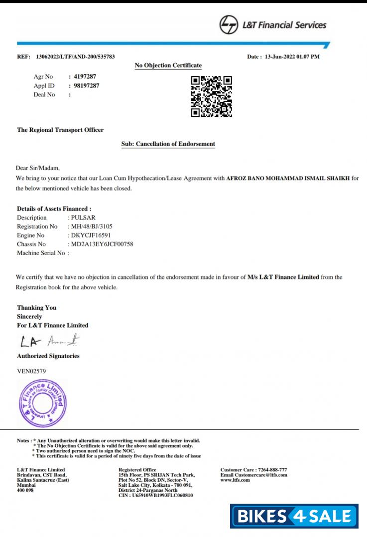 Red & Black Bajaj Pulsar 220 DTSi