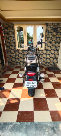 Bajaj Avenger Cruise 220 BS6