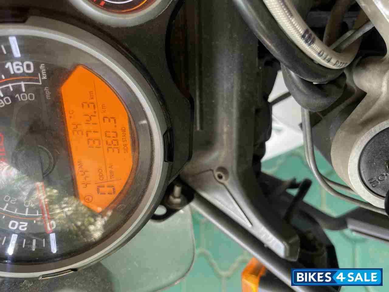 White Royal Enfield Himalayan