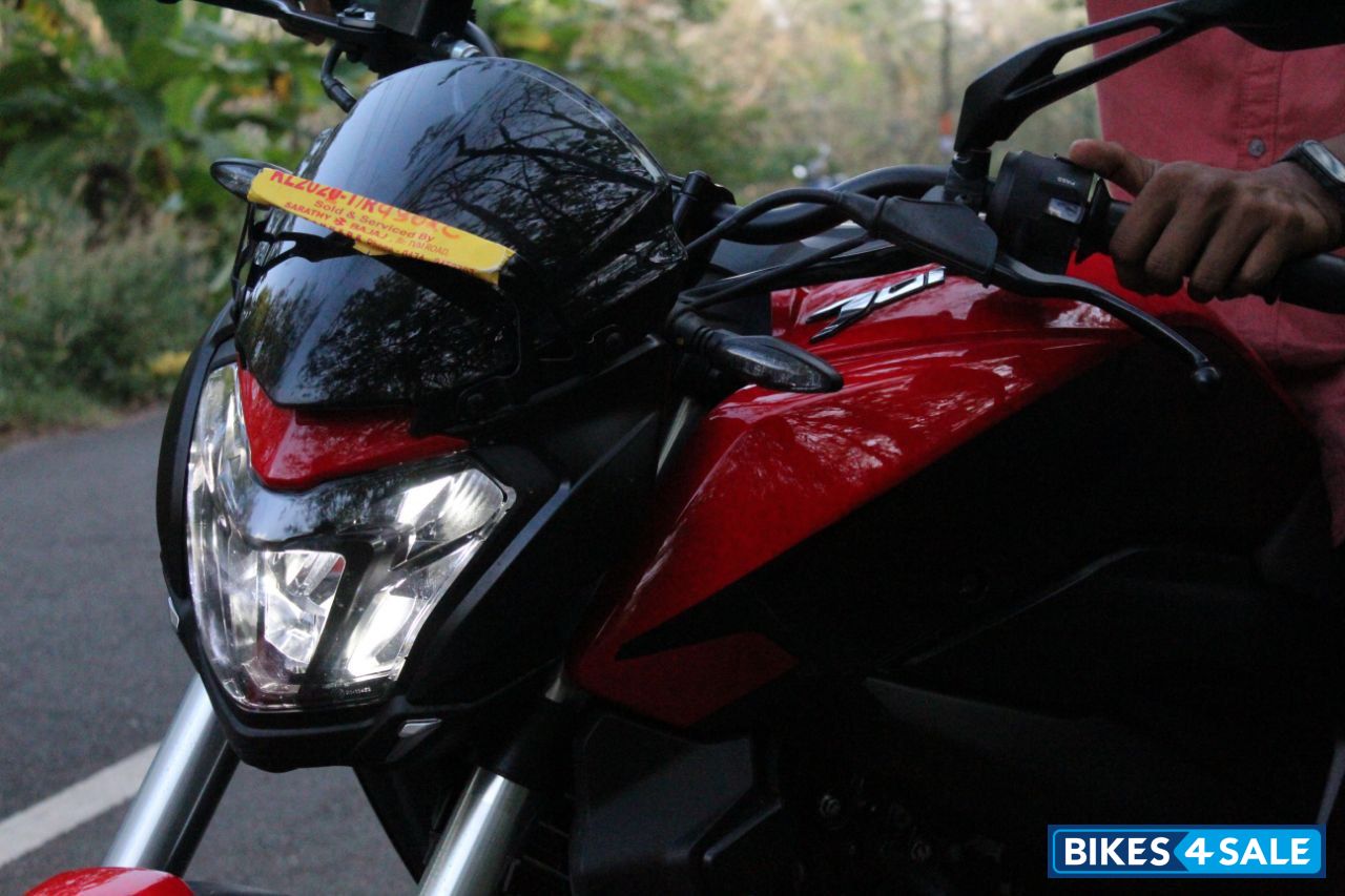 Canyon Red Bajaj Dominar 250 Canyon Red Bajaj Dominar 250