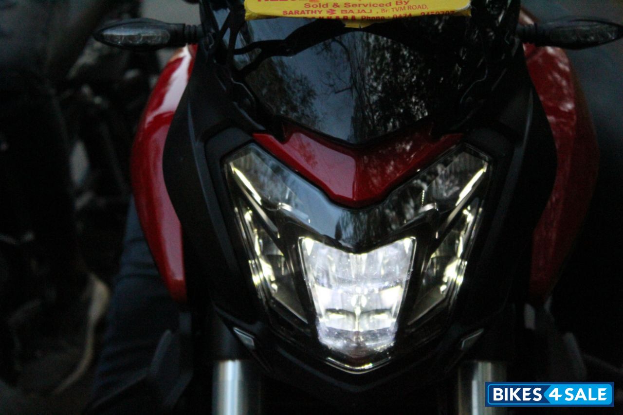 Canyon Red Bajaj Dominar 250 Canyon Red Bajaj Dominar 250