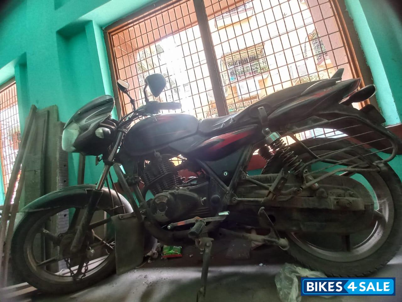 Bajaj Discover DTSi 135