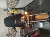 Desert Gold Bajaj Avenger Cruise 220