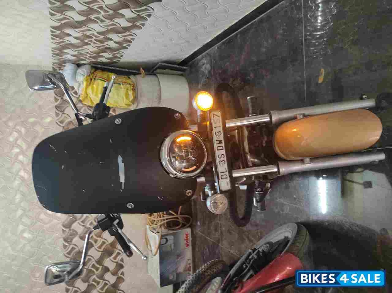 Desert Gold Bajaj Avenger Cruise 220 Desert Gold Bajaj Avenger Cruise 220