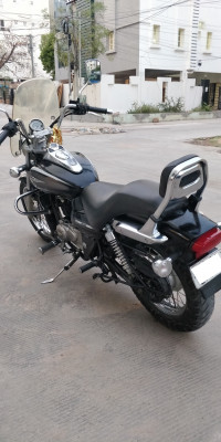 Bajaj Avenger Cruise 220