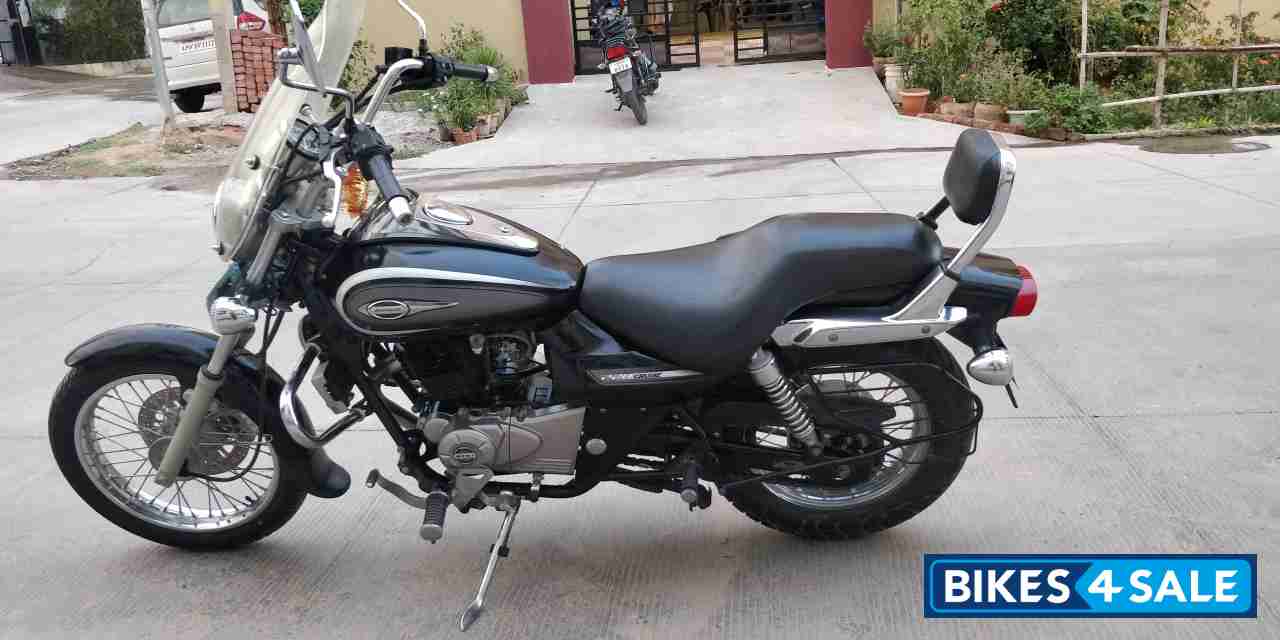 Bajaj Avenger Cruise 220