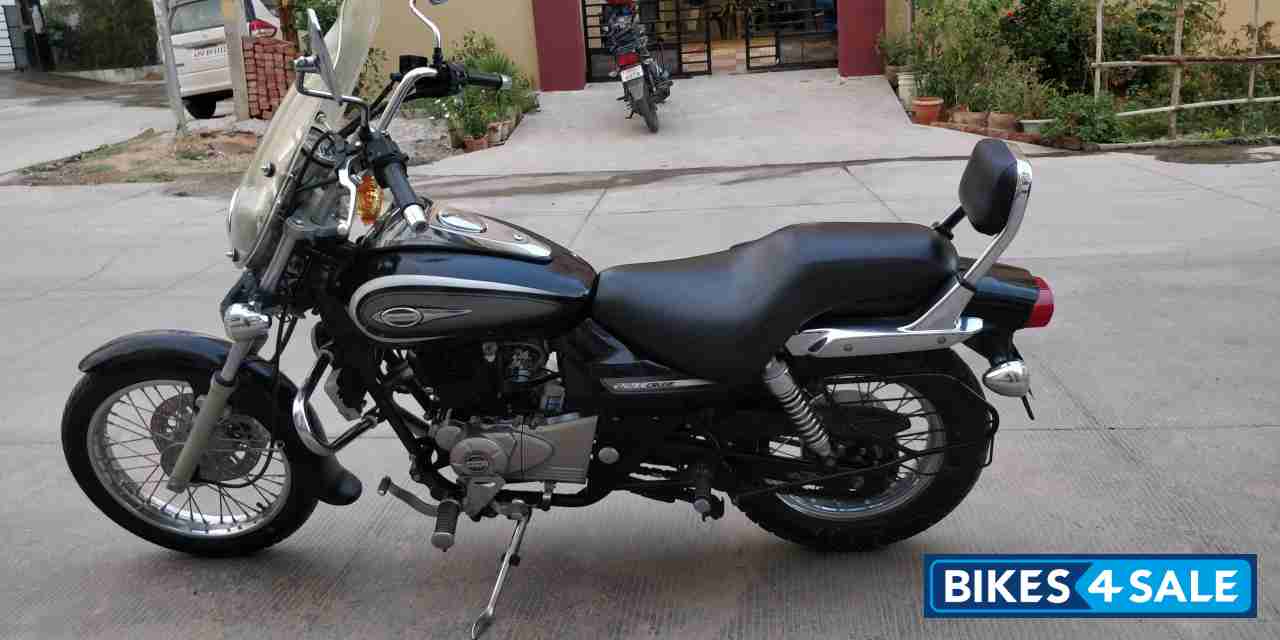 Bajaj Avenger Cruise 220