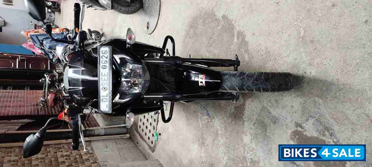 Black TVS Apache RTR 160 4V