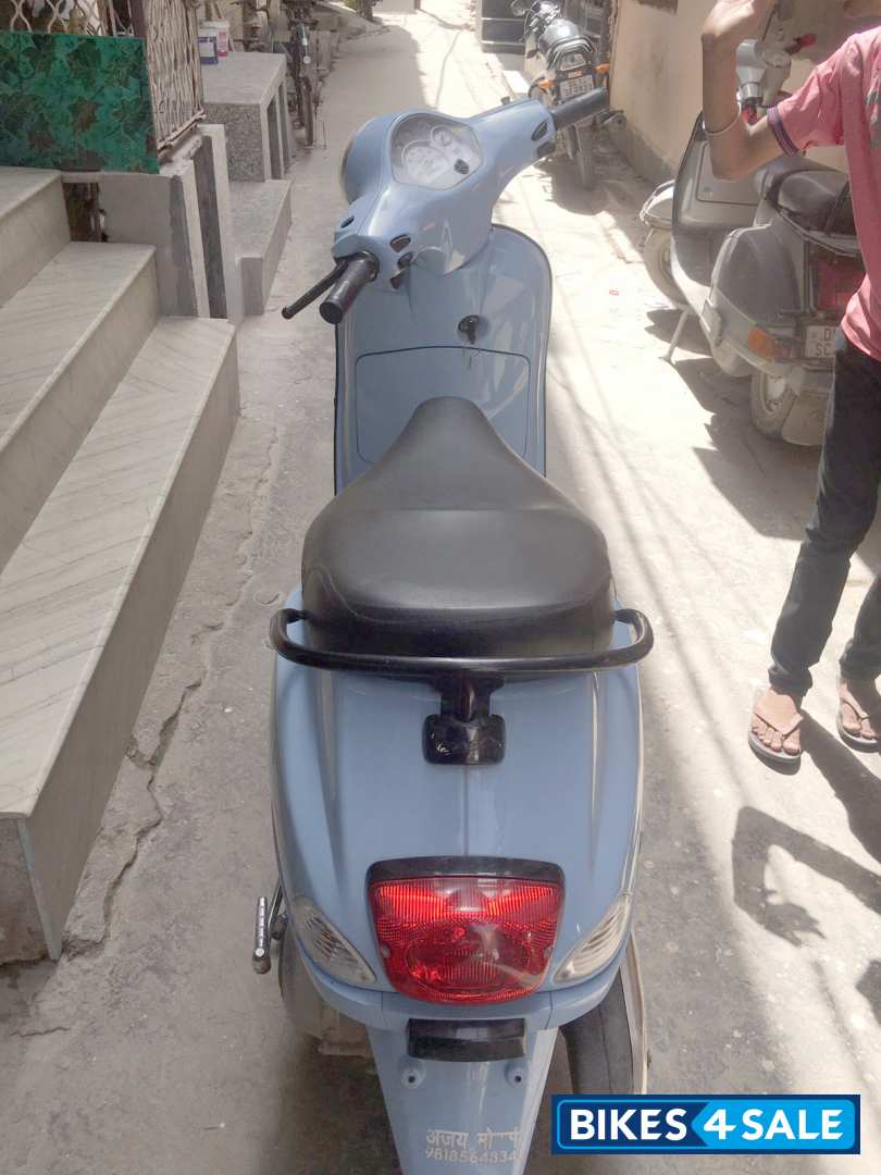 Vespa LX 125