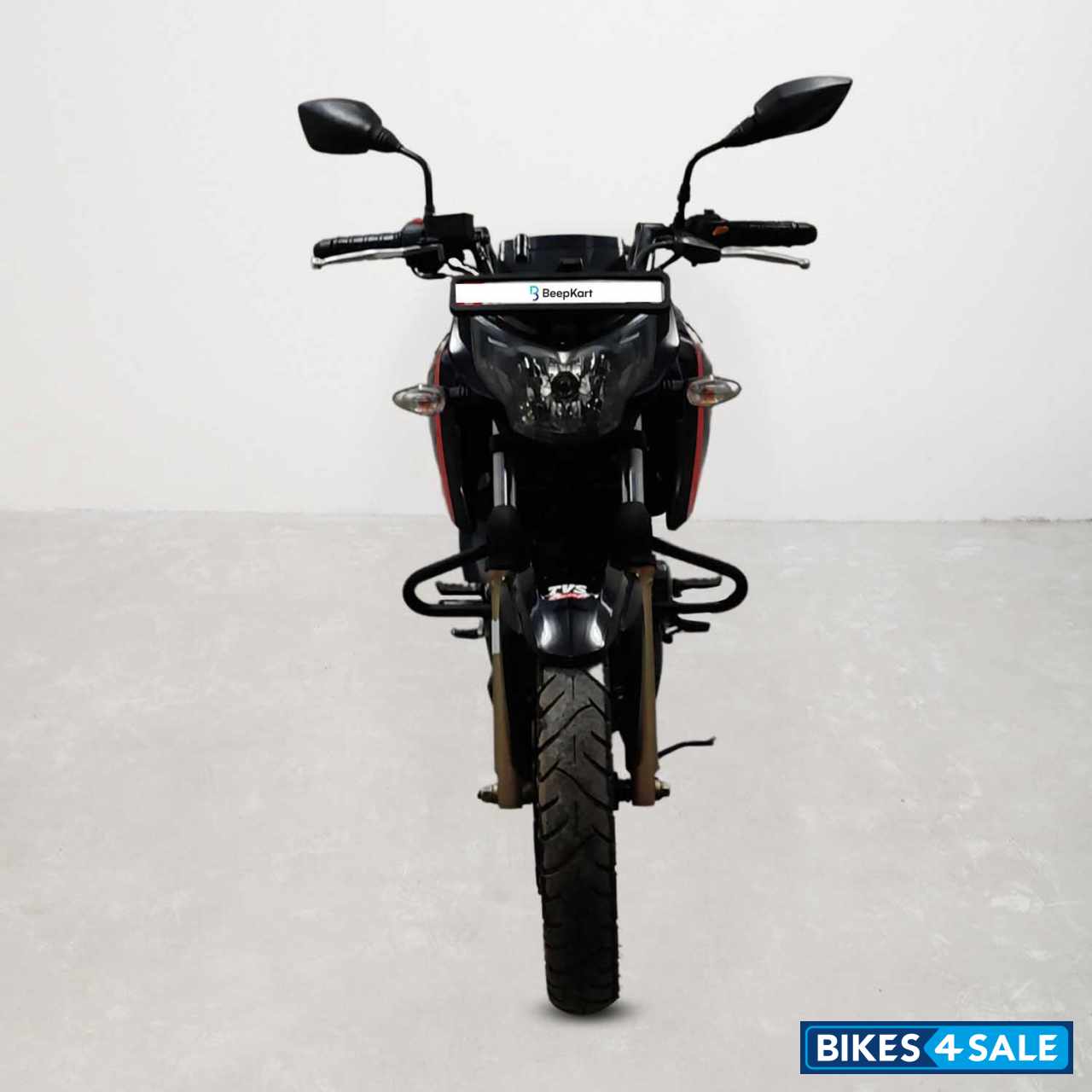 TVS Apache RTR 200 4V