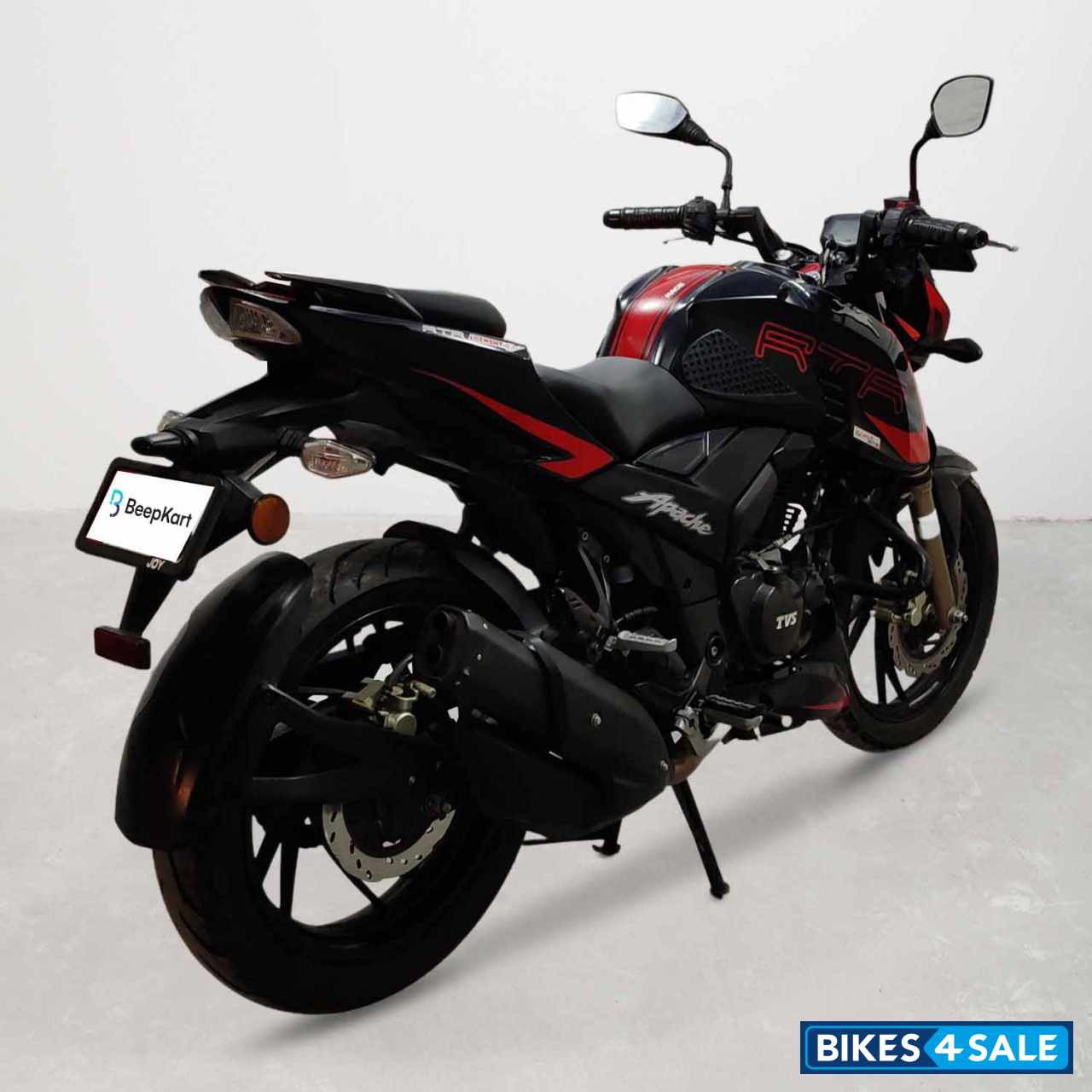 TVS Apache RTR 200 4V