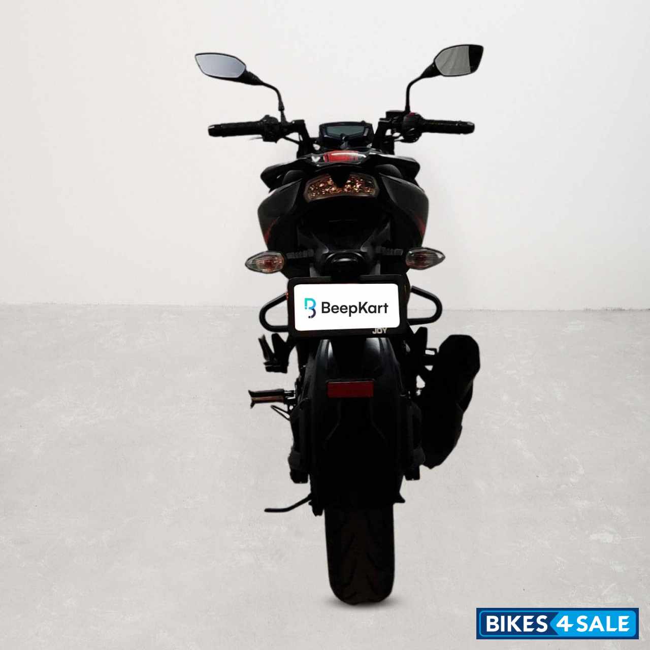 TVS Apache RTR 200 4V