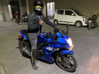 Blue Suzuki Gixxer SF