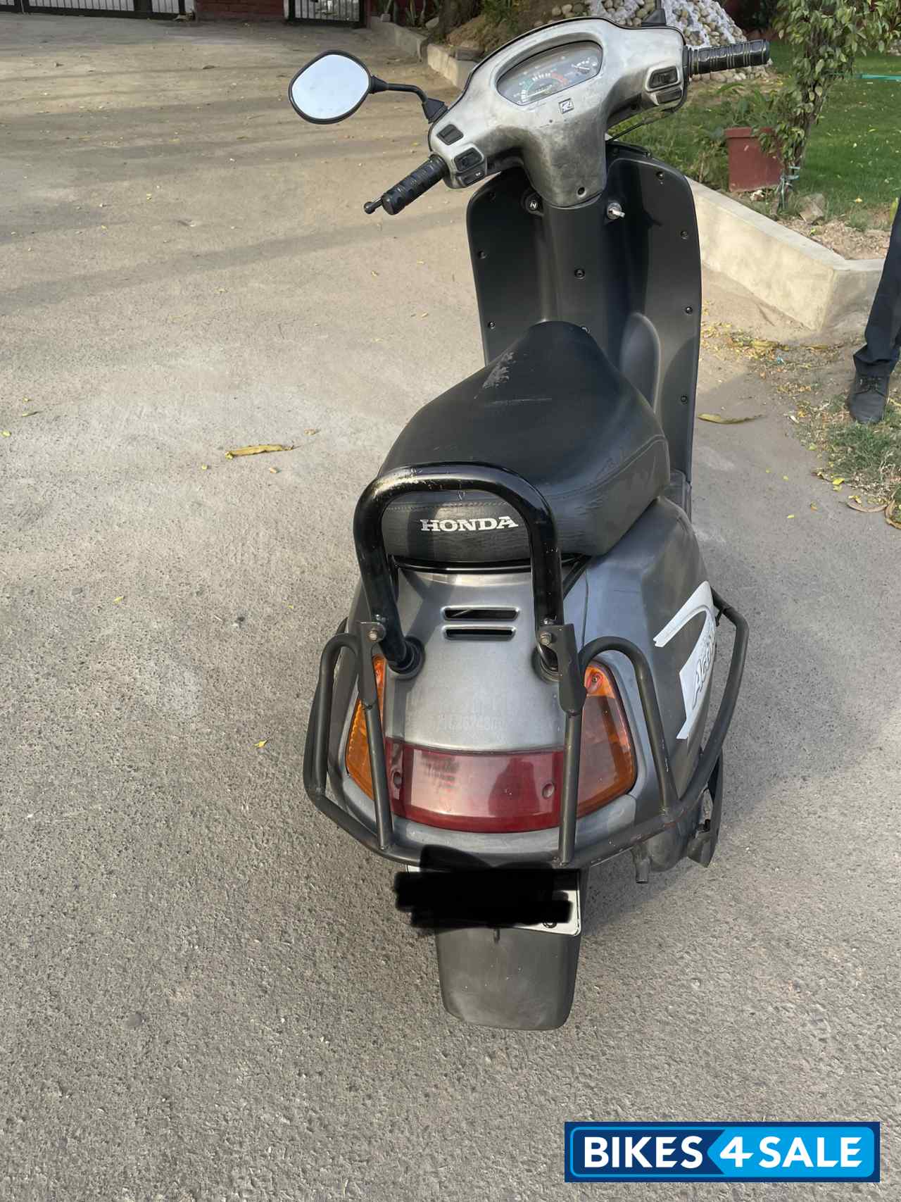 Grey Honda Activa