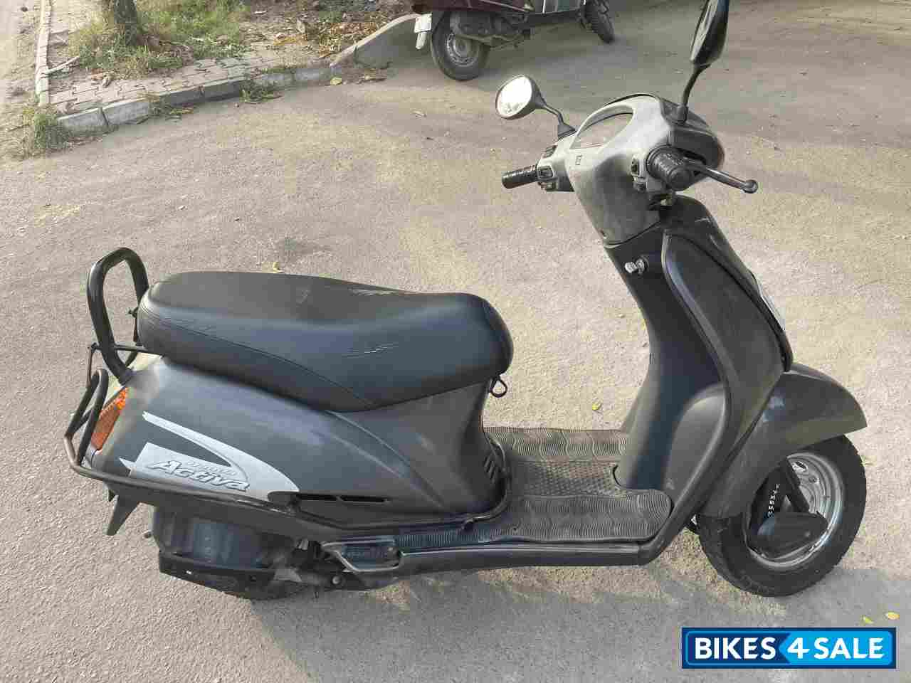 Grey Honda Activa